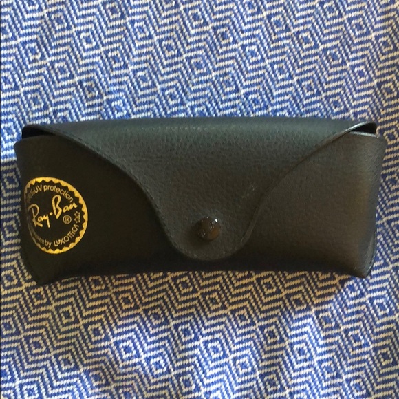 5 Ray-Ban Sunglasses Cases - Picture 4 of 7